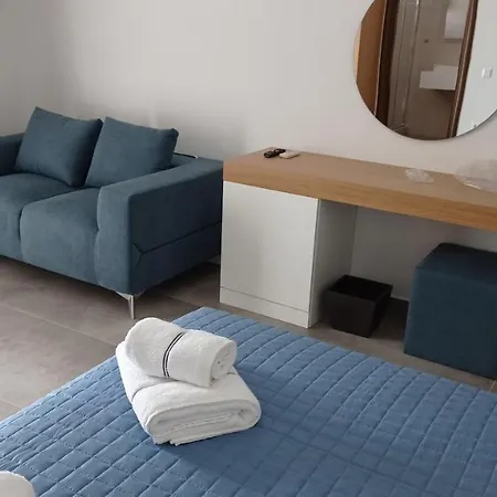 Hotel Aethria 3*