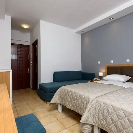 Hotel Aethria 3*
